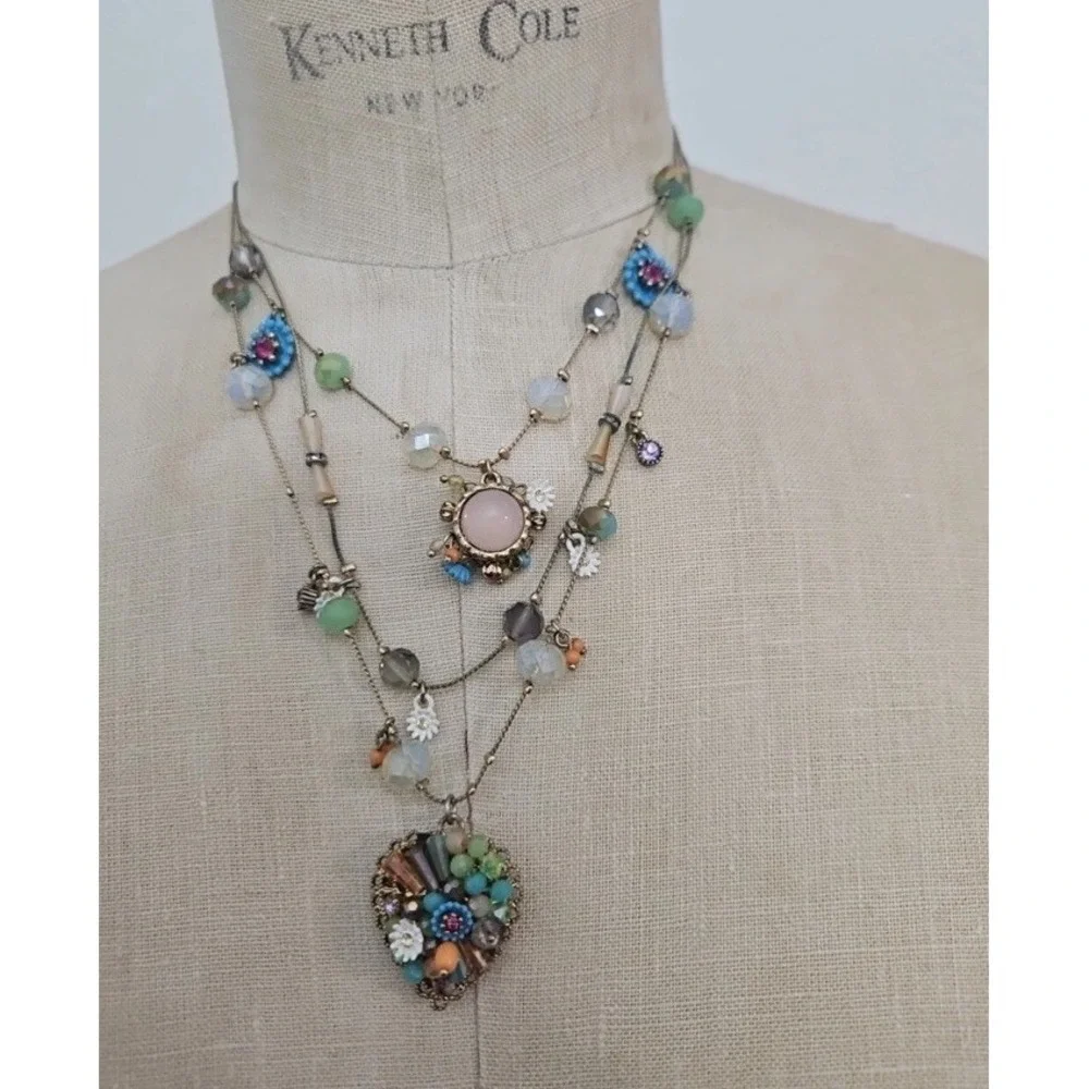 Betsey Johnson Layered Gold Charm Necklace Multi Strand Colorful Pendant EUC